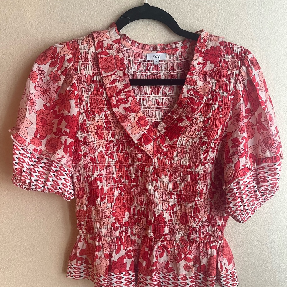 NWOT - VOY Red Floral Women's Top